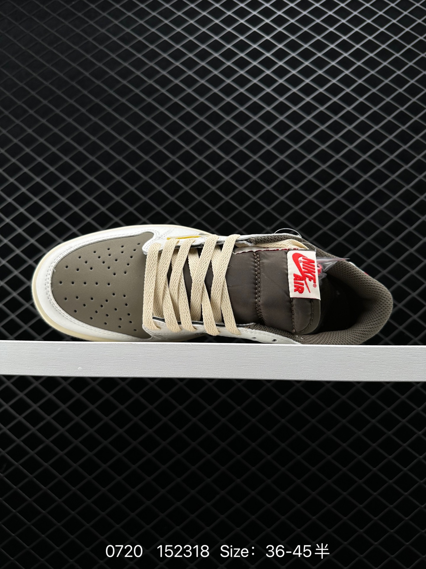 Travis Scott x Air Jordan 1 